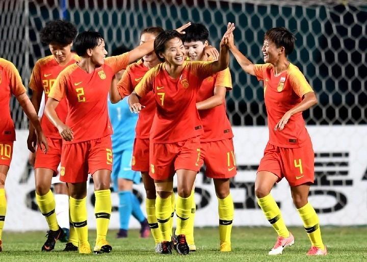 张睿刷新女足国家队最年长出场纪录，坚持与挑战的赞颂