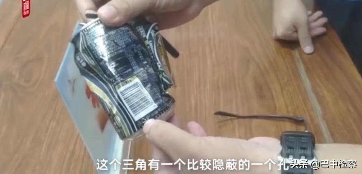 女大学生偷拍事件揭秘，探索神秘角落与独特小店的背后故事