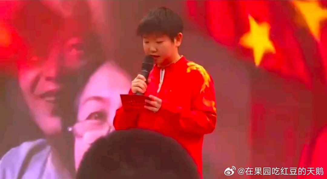 孙颖莎演讲之旅获二等奖，荣誉背后的温暖故事与成长之路