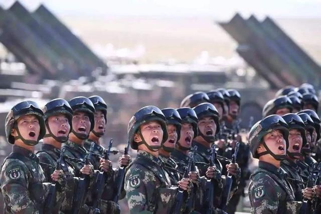 何文忠，靠军工吃军工的日子与被捕背后的友情之光探索