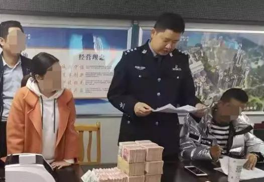 重庆小伙抹灰技能惊艳全球，世界冠军之路与进阶指南