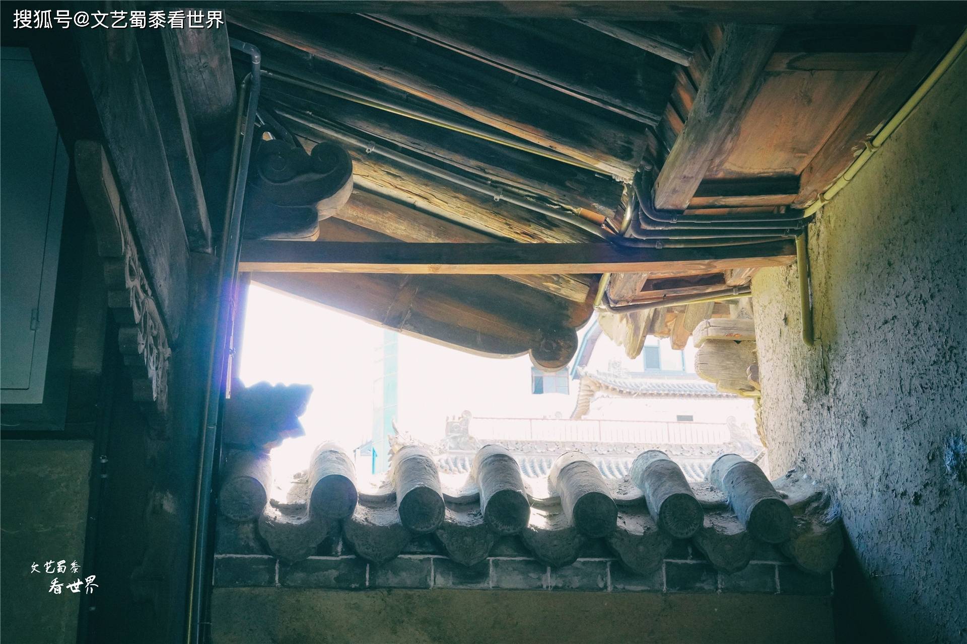 第一眼的心动，小巷中的独特宝藏探索之旅