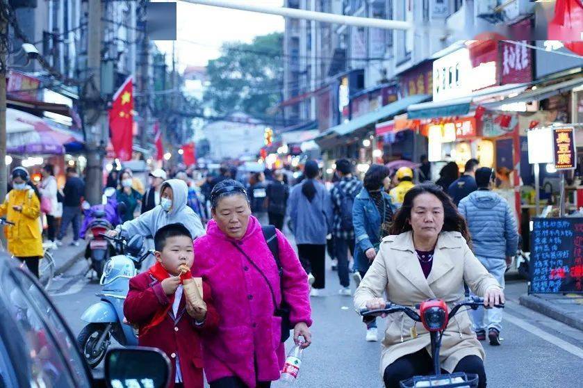 荆州市长被查背后的故事与小巷美食秘境探索揭秘