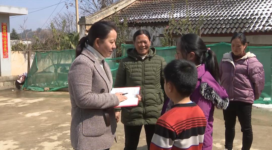 财政部报告，前九月全国教育支出突破三万亿，小巷特色小店点亮教育之光