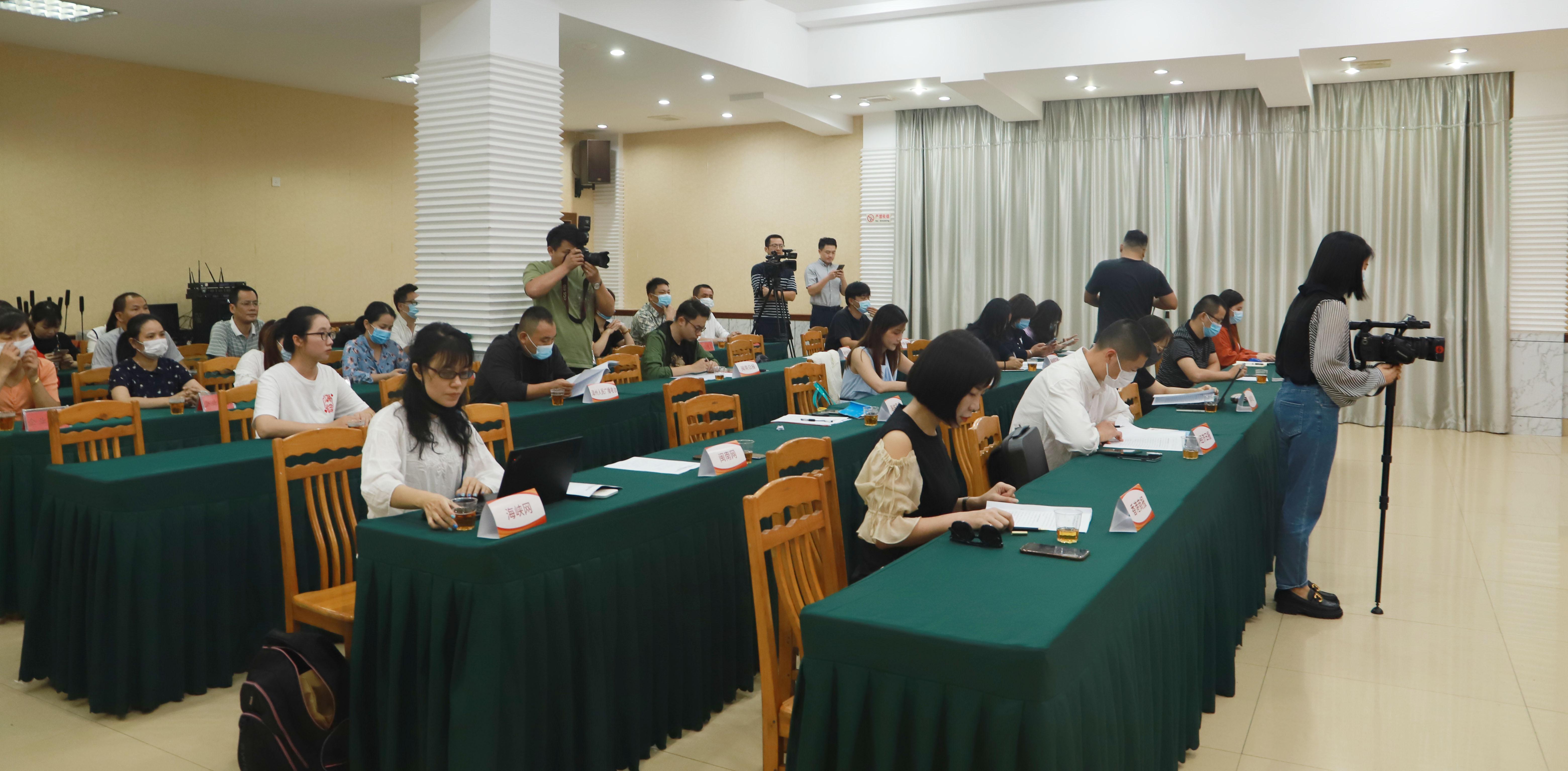 诏安县最新招聘，时代背景下的职业机遇与影响探索