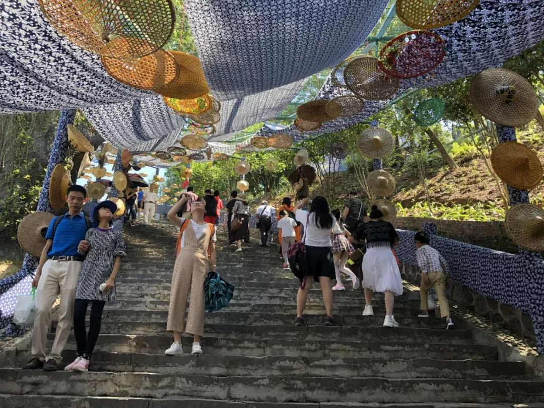 最新斗笠舞蹈，与自然美景的邂逅与内心的平和之旅