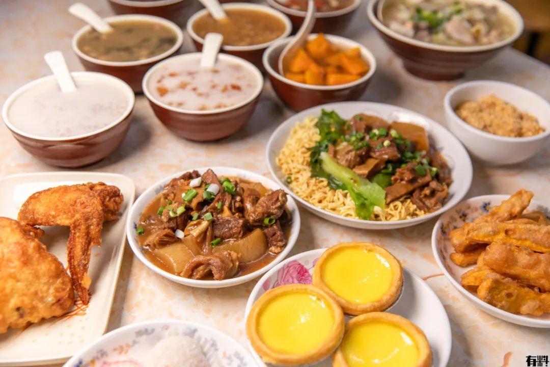 特色小店独特魅力揭秘，小巷中的照明宝藏探索