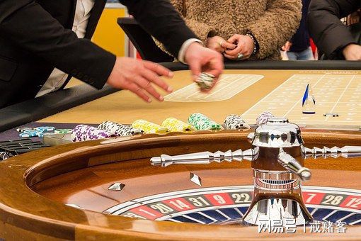 最新免费赌博相关话题，警惕犯罪风险，切勿涉足非法赌博