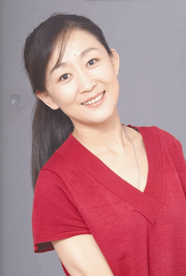 演员江姗,演员江姗，演艺之路的璀璨之星