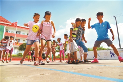 小学跑步比赛,小学跑步比赛，一场速度与激情的较量，自信与成长的旅程