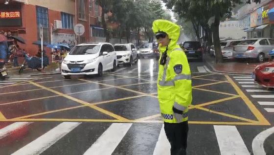 珠海台风最新消息，多方观点分析、个人立场与今日动态