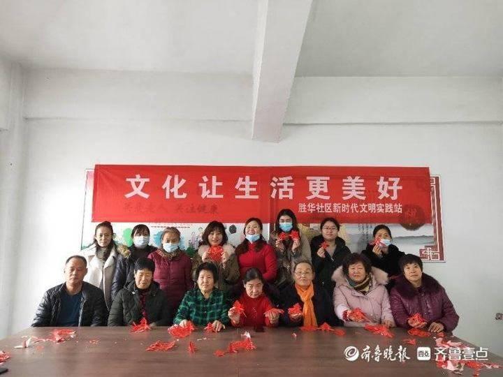 最新上线棋牌，娱乐革新的浪潮与争议焦点