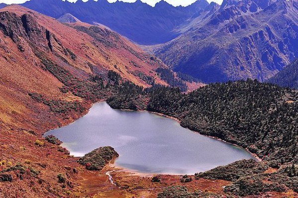 最新完本之旅，探索自然美景，寻内心平和之道