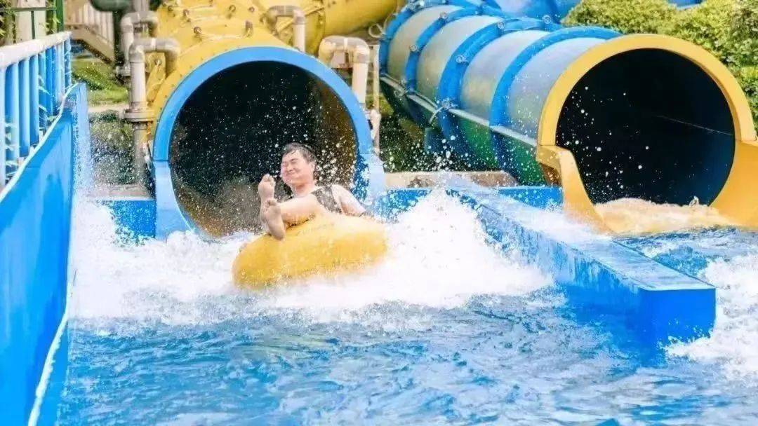 水上最新玩法畅游清凉夏日！