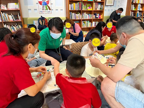 探索小巷特色小店，育儿新风尚的孕育之地