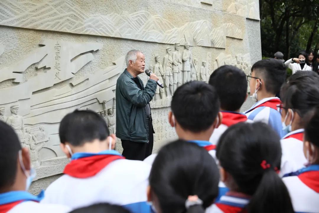 最新热血电影，自然美景鼓舞之旅的探险之旅