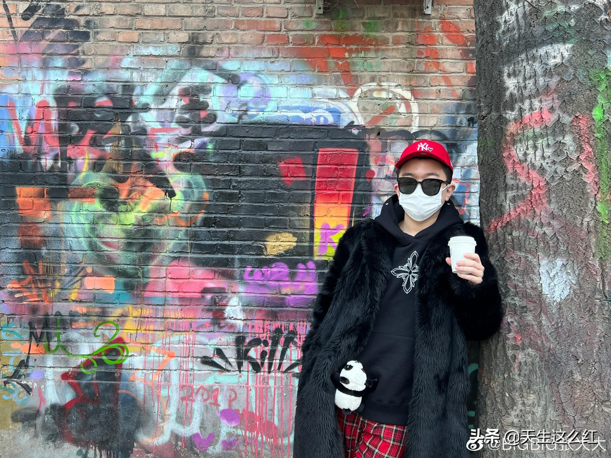 最新嗨唱,最新嗨唱，一场音乐的狂欢与反思