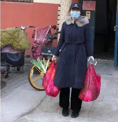欢乐喜剧人第三季最新，小巷特色小店的喜剧人生之旅