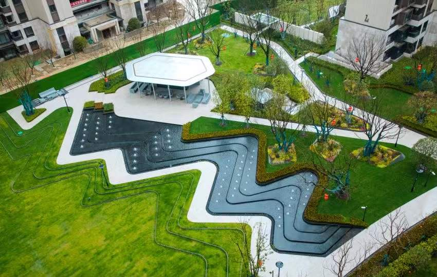 万科与宝能，自然美景下的探索之旅最新进展分析