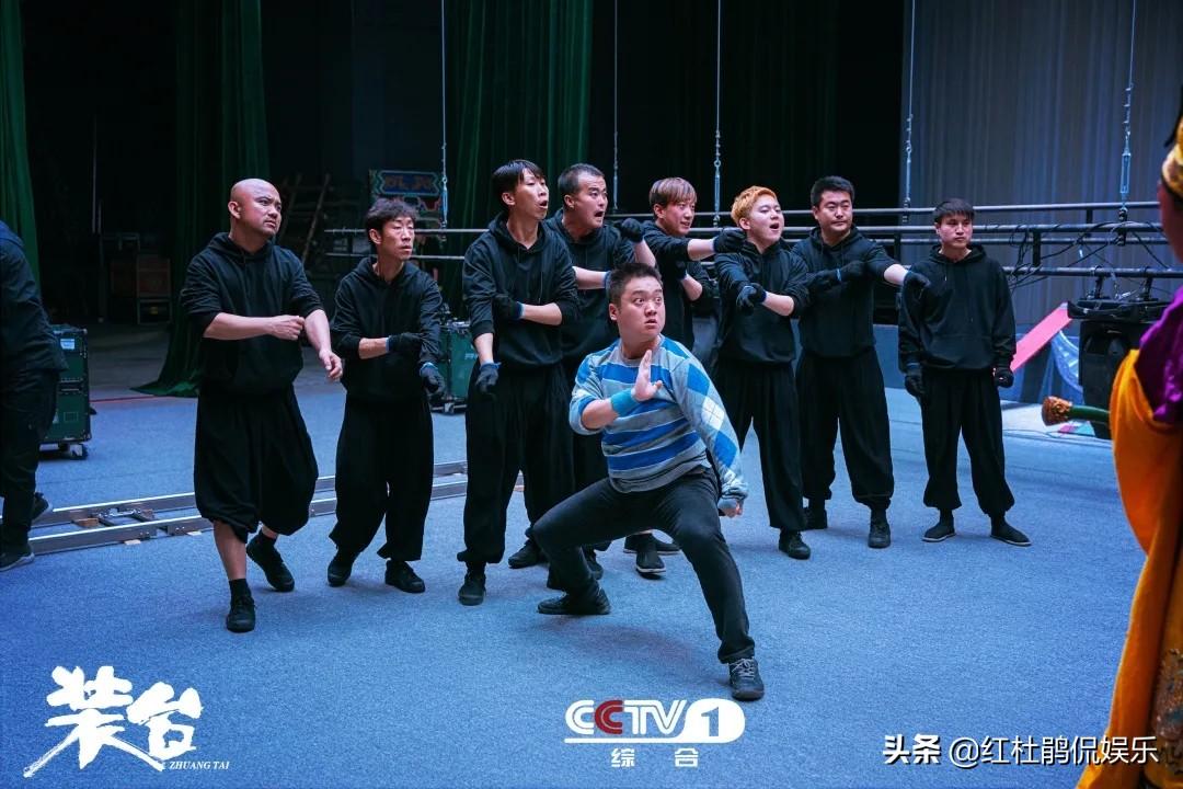 闫妮最新电视剧，小巷中的演艺魅力与美食宝地探索