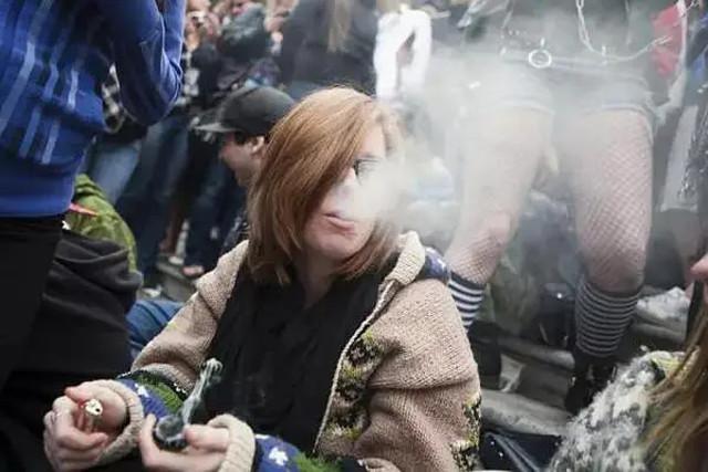 美国疫情最新动态