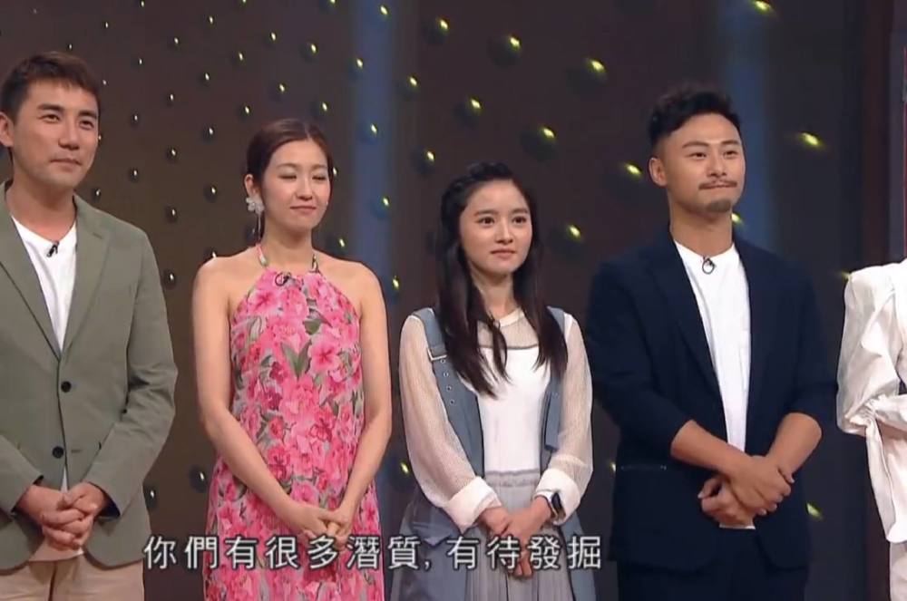 舞台之声，铃声演员的艺术之旅