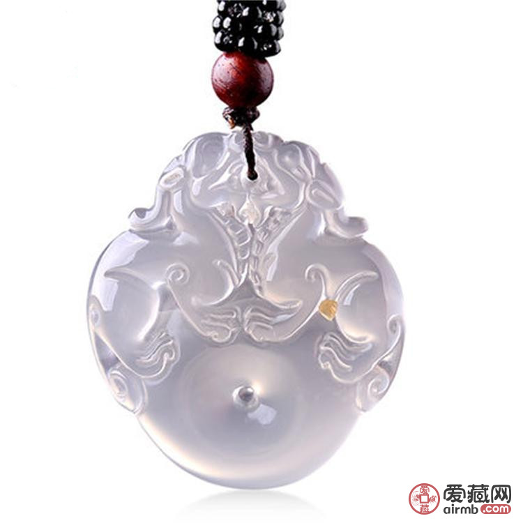 玉髓貔貅吊坠价格行情解析及趋势预测