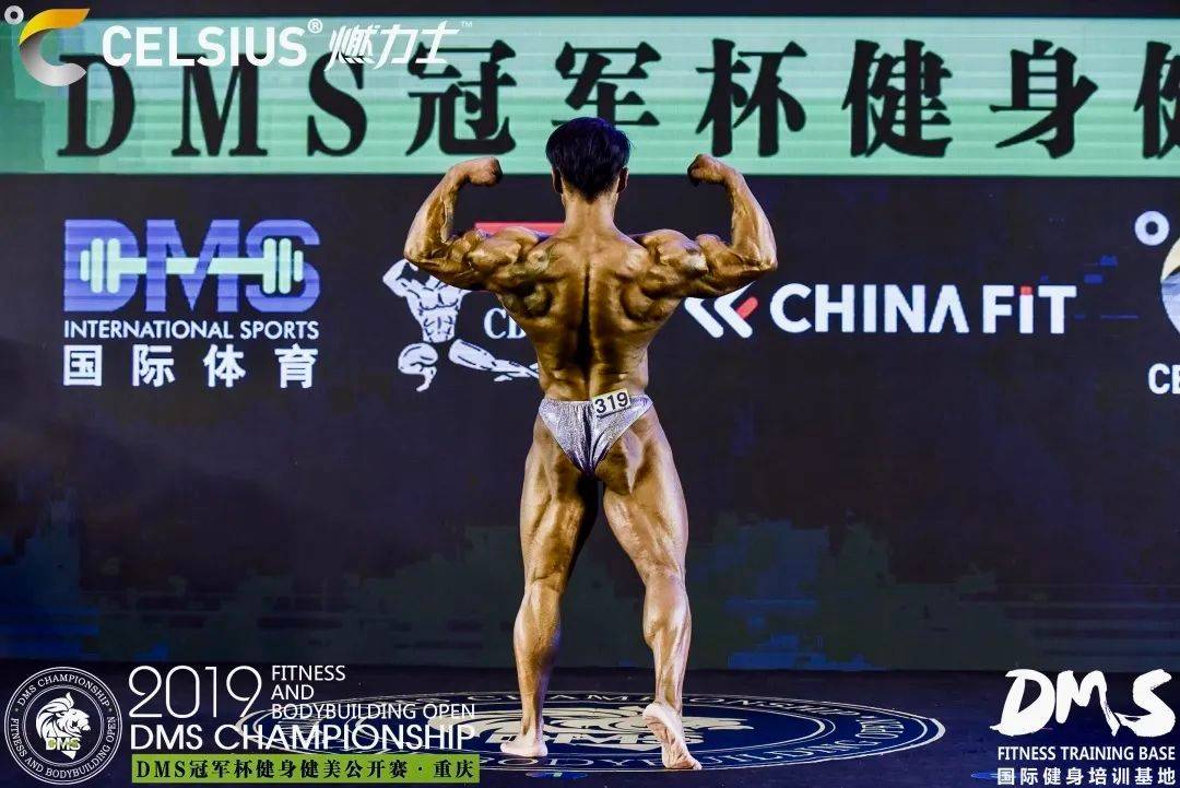 健美赛场霸主揭秘，冠军背后的故事与重磅夺冠之路
