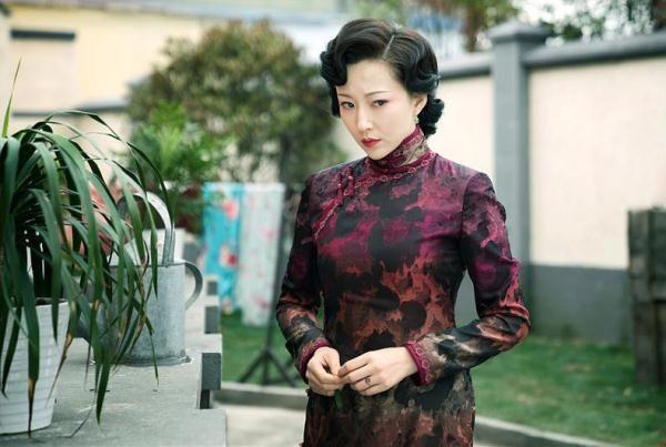 梦幻谷的卡通动漫之旅，小梦的彩色世界