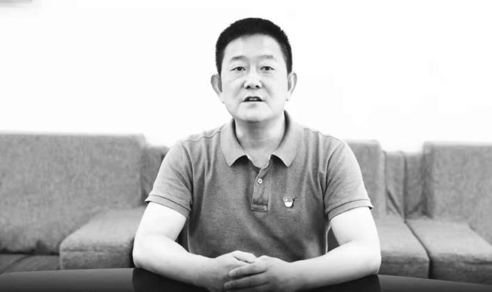 侯国力近况，城市农夫的温馨日常观察与记录
