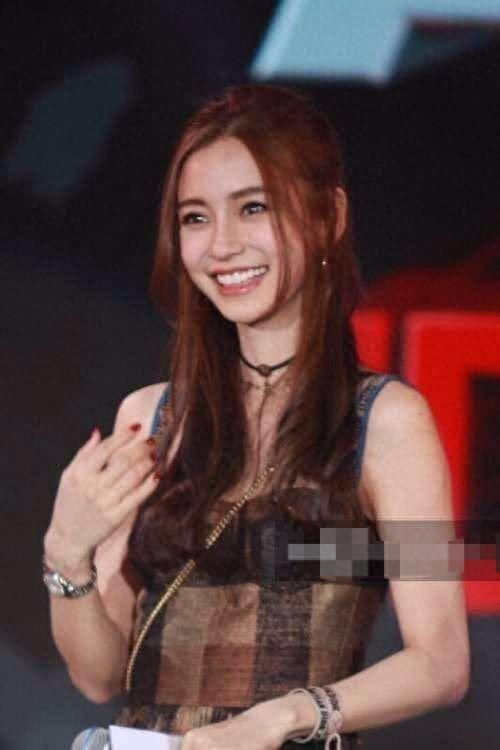 一网打尽！明星八卦新闻大揭秘