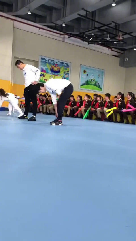 跑男最新动态揭秘，日常温馨趣事