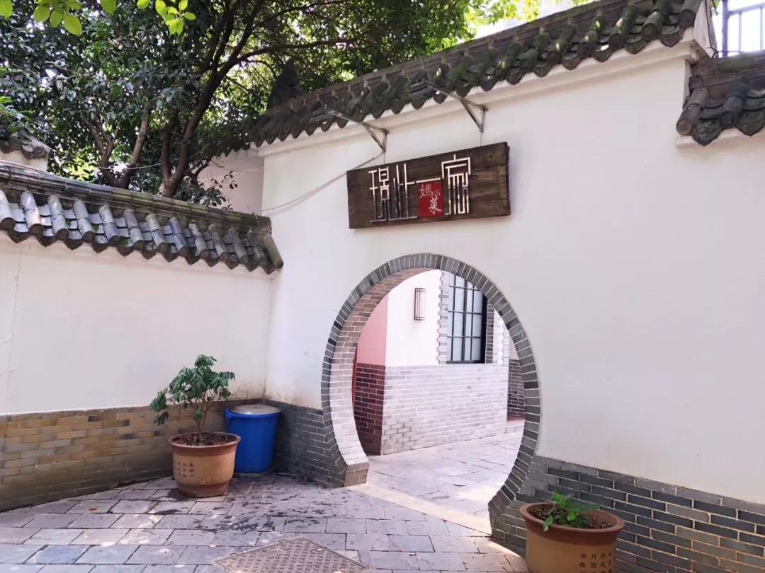 华为EMUI最新版本的惊喜探索，小巷深处的秘密体验