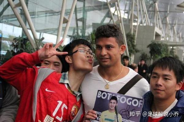 埃尔克森的足球日常，友情、家庭与温馨的奇妙故事