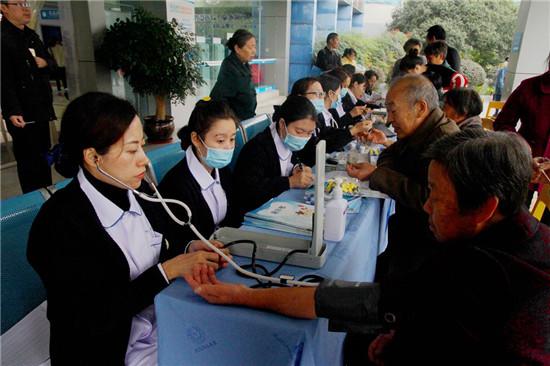 眉山医院最新招聘资讯及多维度观点探讨