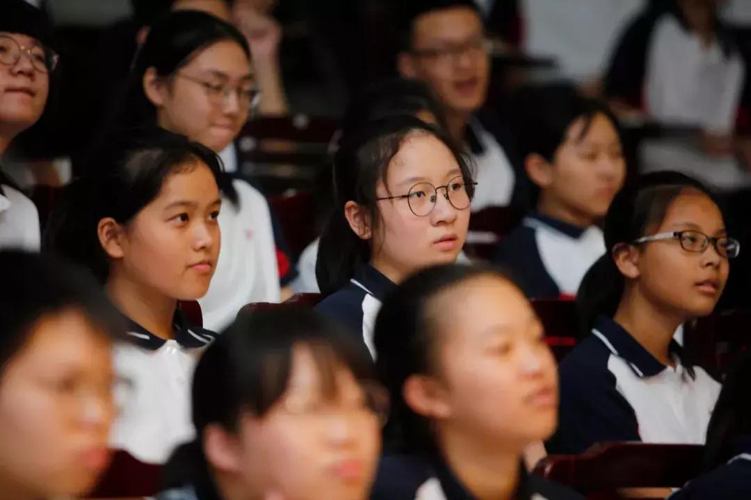 国际新闻最新动态，学习变化，自信塑造未来