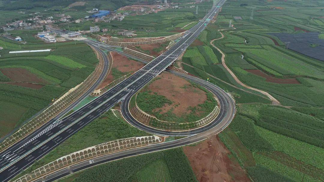 弥泸高速公路最新动态及关注指南