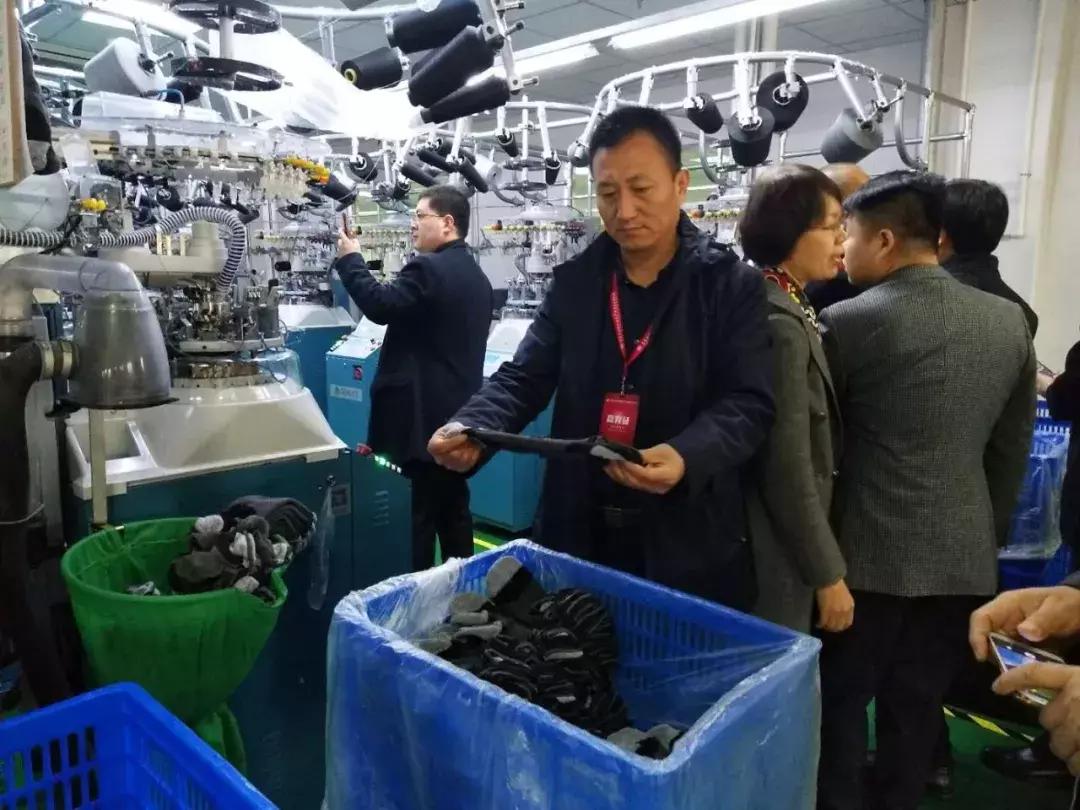 巴州金富纱业最新招工,巴州金富纱业最新招工步骤指南
