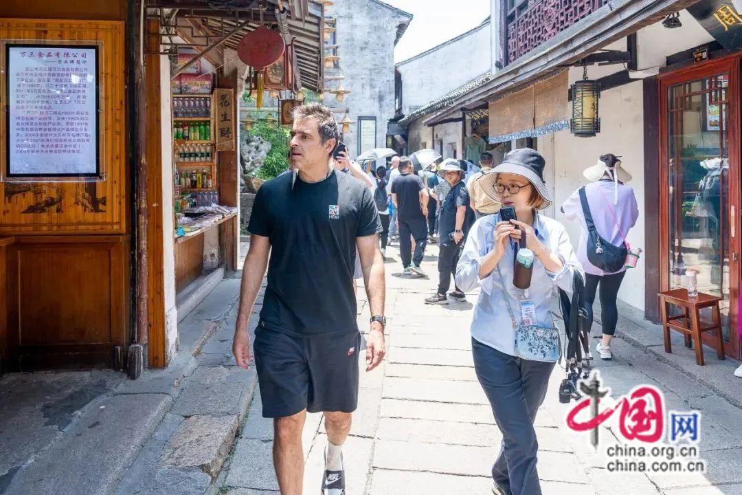奥沙利文最新比赛，赛场风采与小巷神秘特色小店的探秘之旅