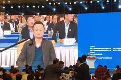 马云最新演讲洞察未来商业趋势，分享未来发展趋势的启示视频